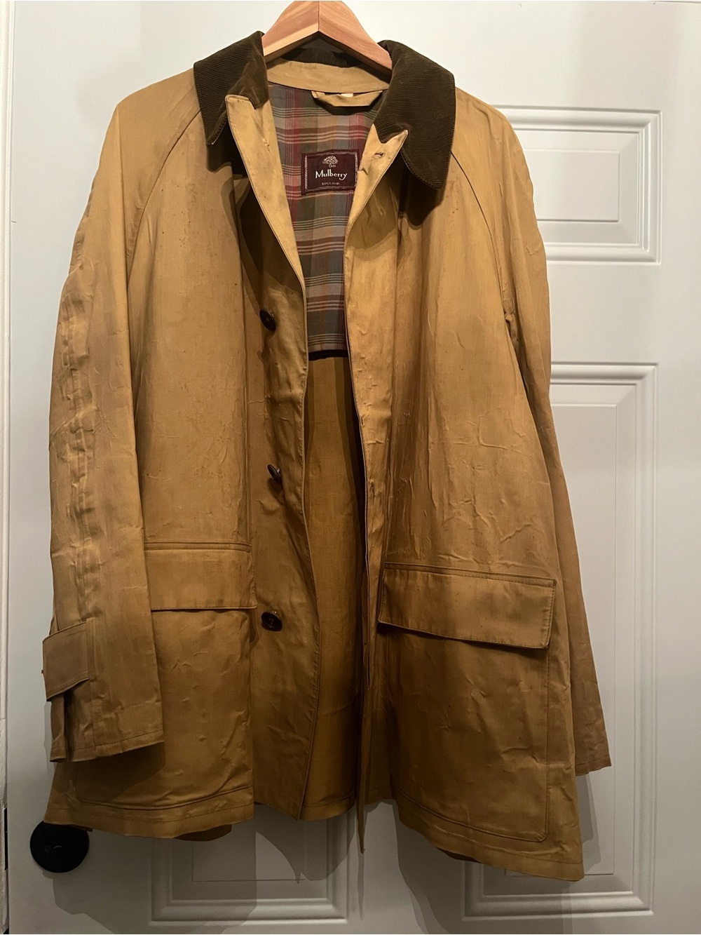 Mulberry Vintage Men’s Tan Mackintosh Jacket with Dark Green Cord Collar